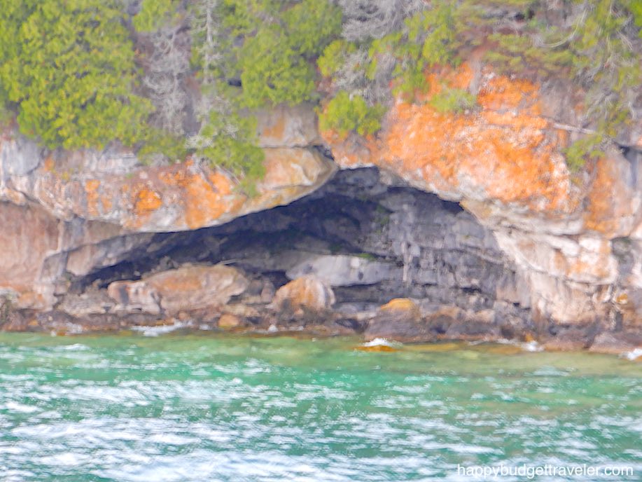 Closeup picture of a of a Sea Cave on Flowerpot Island