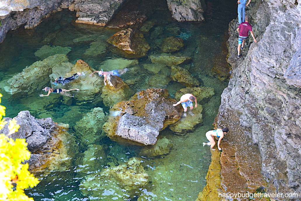 Picture of people Snorkeling at the Grotto in Tobermory