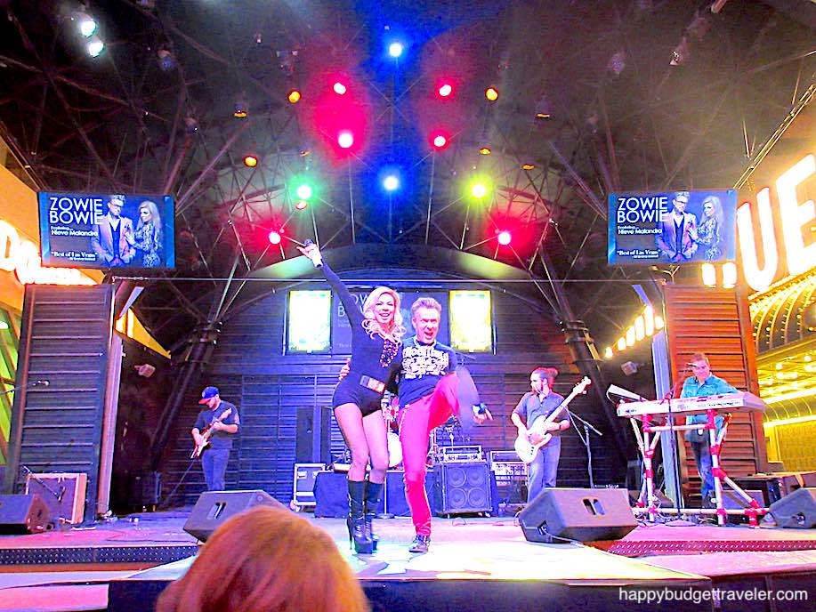 Picture of a Zowie Bowie featuring Nieve Malandra performing at Fremont street, Las Vegas