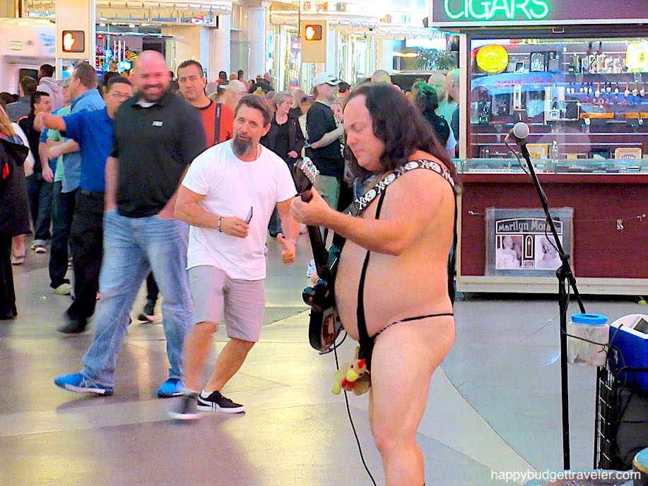 Picture of a street musician in Fremont street, Las Vegas