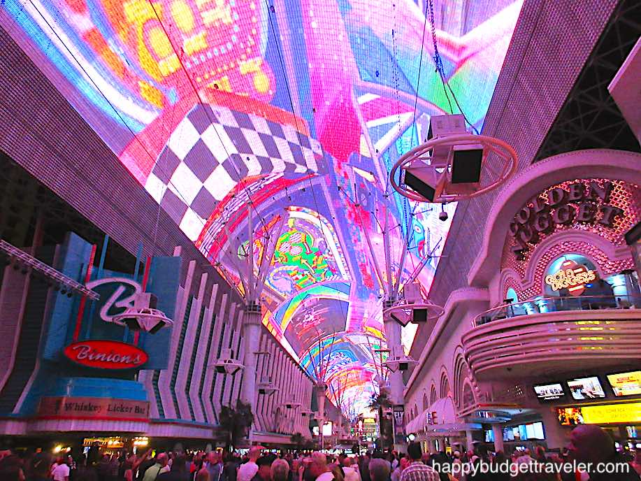 Picture of the giant video screen at Fremont street, Las Vegas