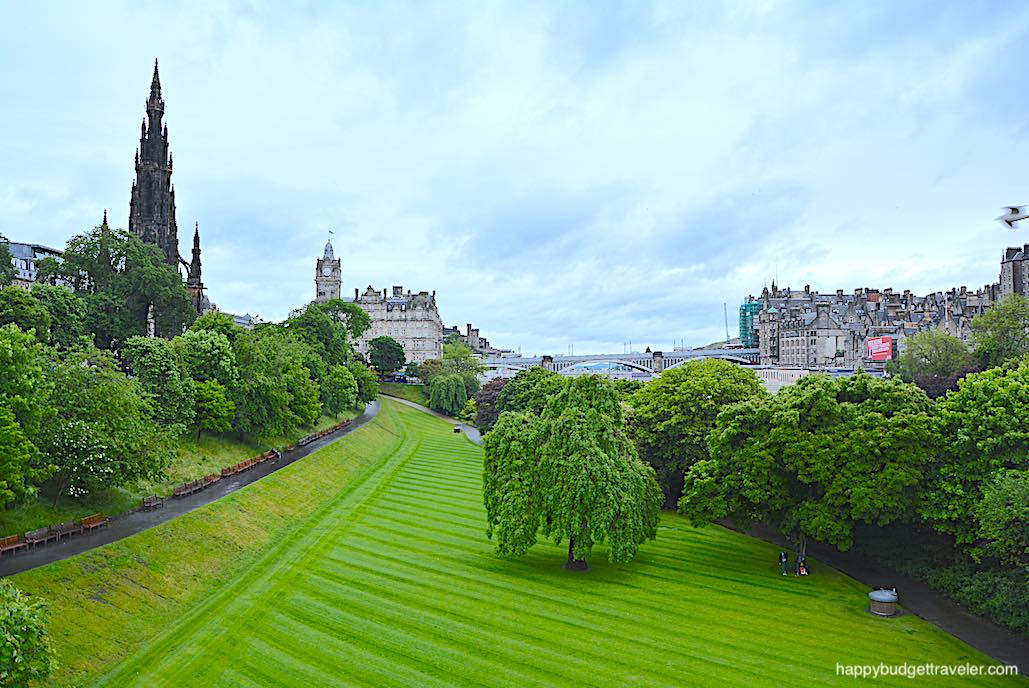Picture of the Princes Street Gardens as seen from the Scottish National Gallery
