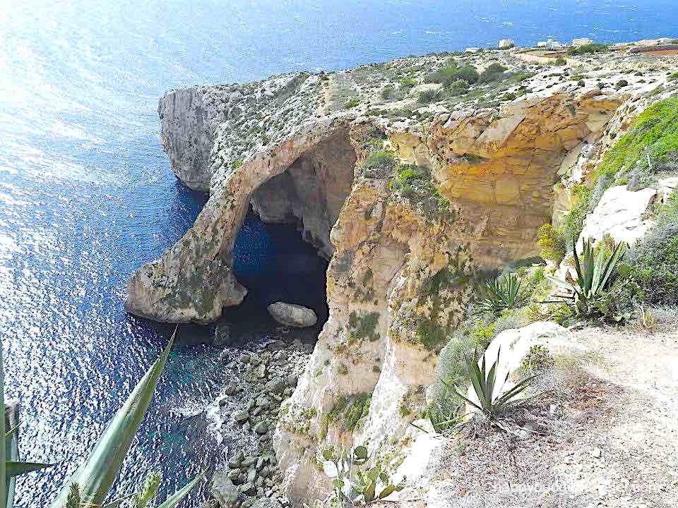 Picture of the natural Sea Arch at Blue Grotto, Malta