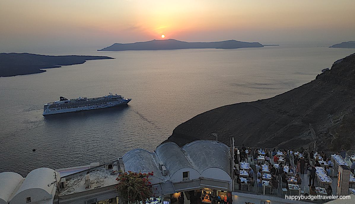 Picture of a Glorious sunset overlooking the Caldera, Thera, Santorini