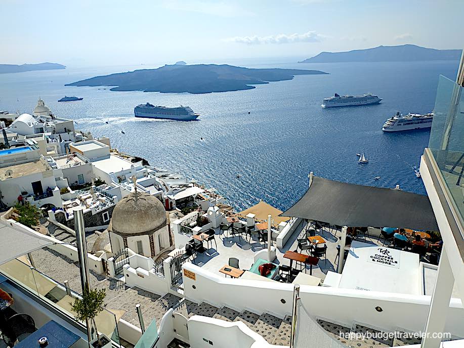 Picture of the Caldera of Santori busy with Cruise Ships