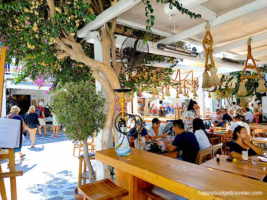 Picture of an al-fresco dining establishment, Mykonos