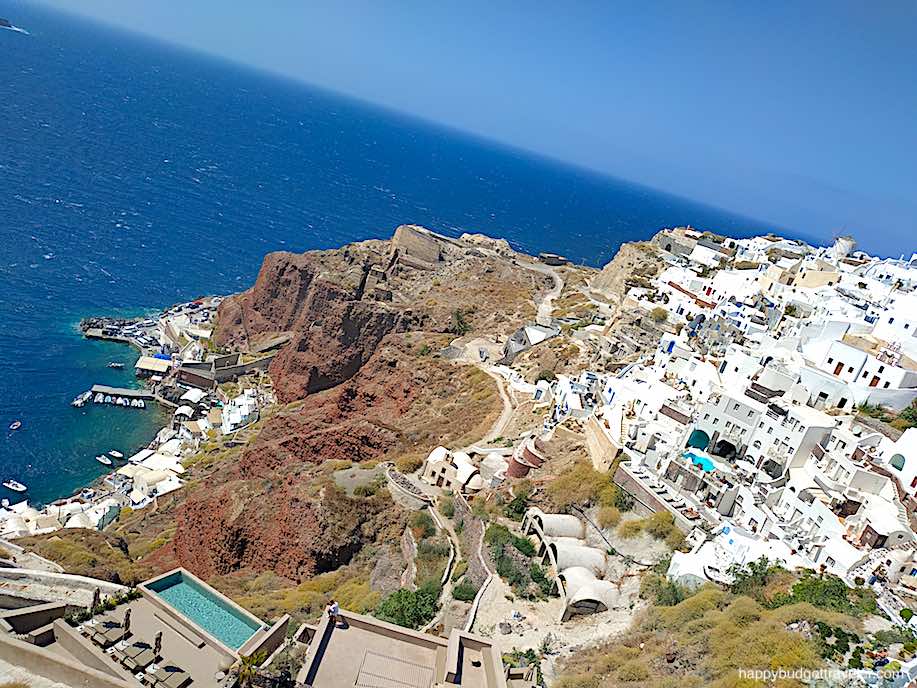 Picture of The cliff above Ammoudi Bay, Oia, Santorini
