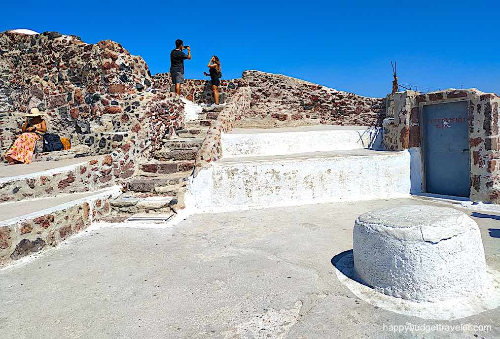 Picture of part of the ruins of the Byzantine castle, Oia, Santorini