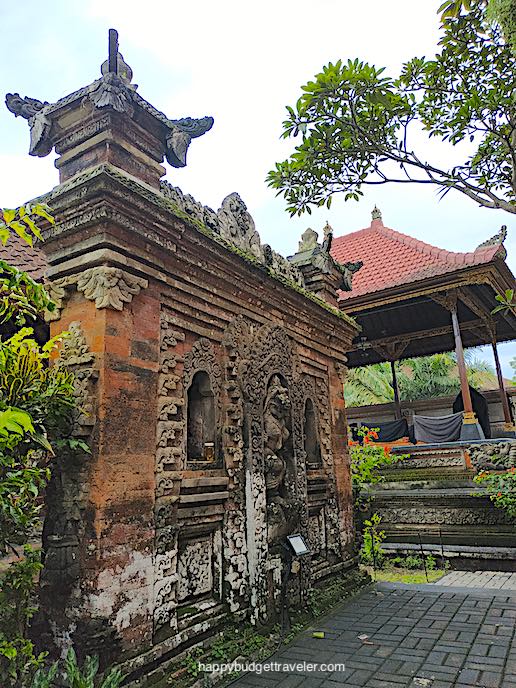 Picture of the Courtyard of Ubud Palace. Ubud, Bali